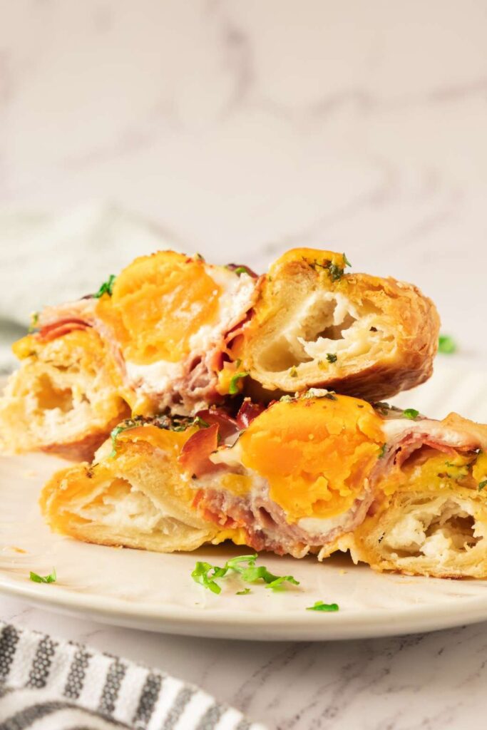 Bagel with egg