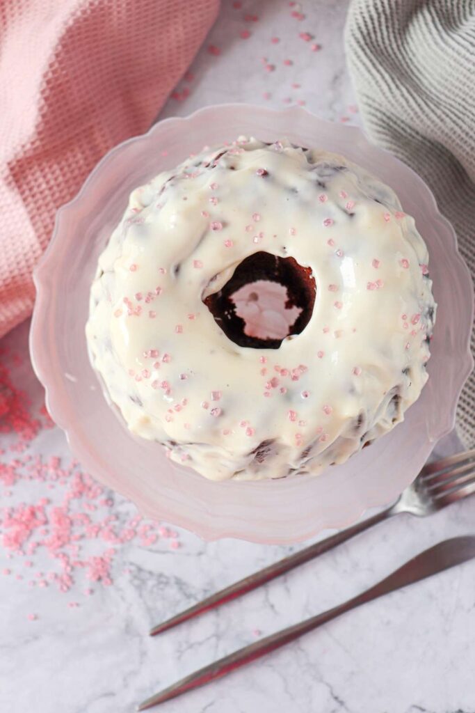 Red velvet love bundt cake (13)