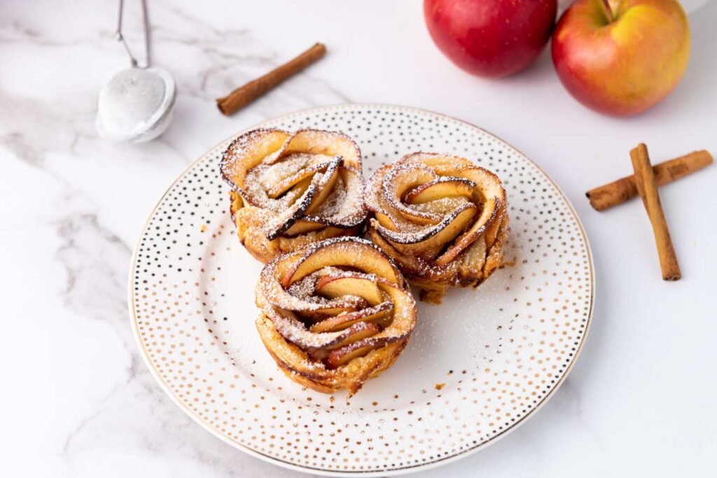 Apple roses
