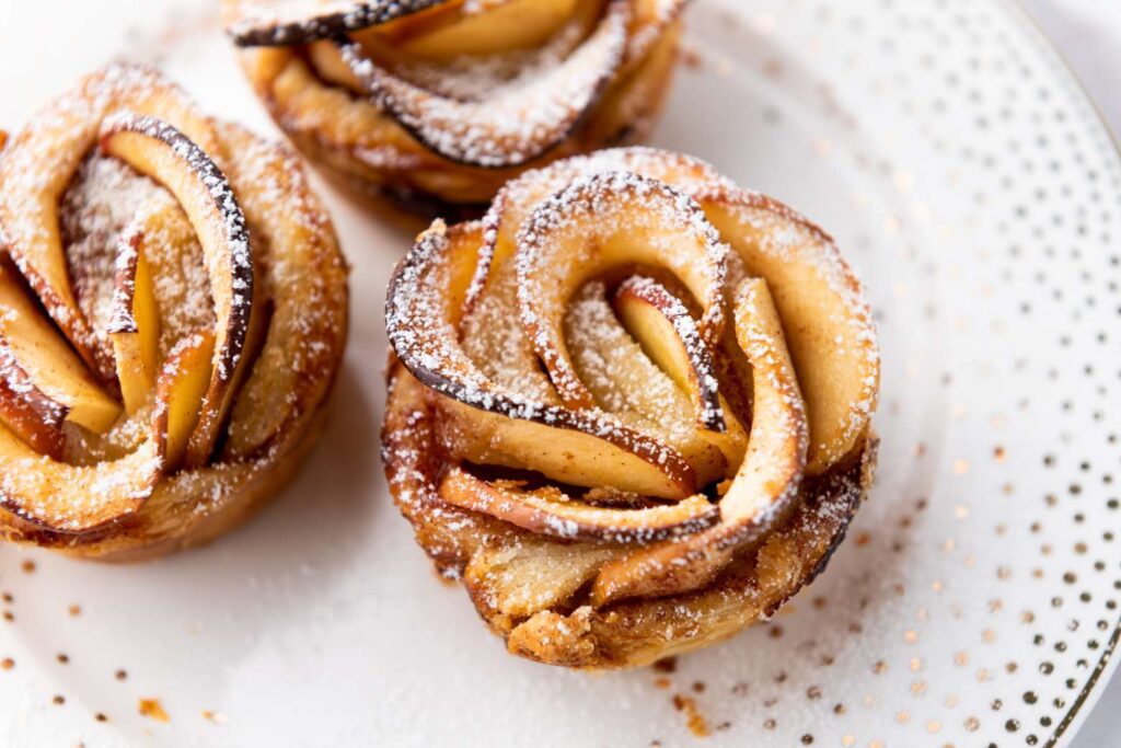 Apple roses