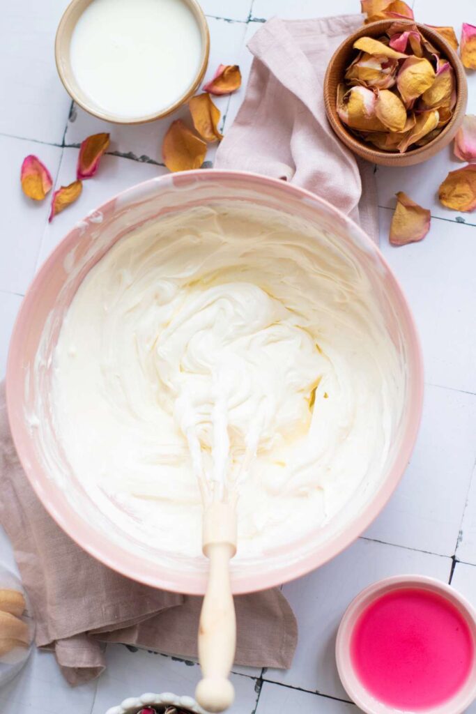 Rose tiramisu with mascarpone