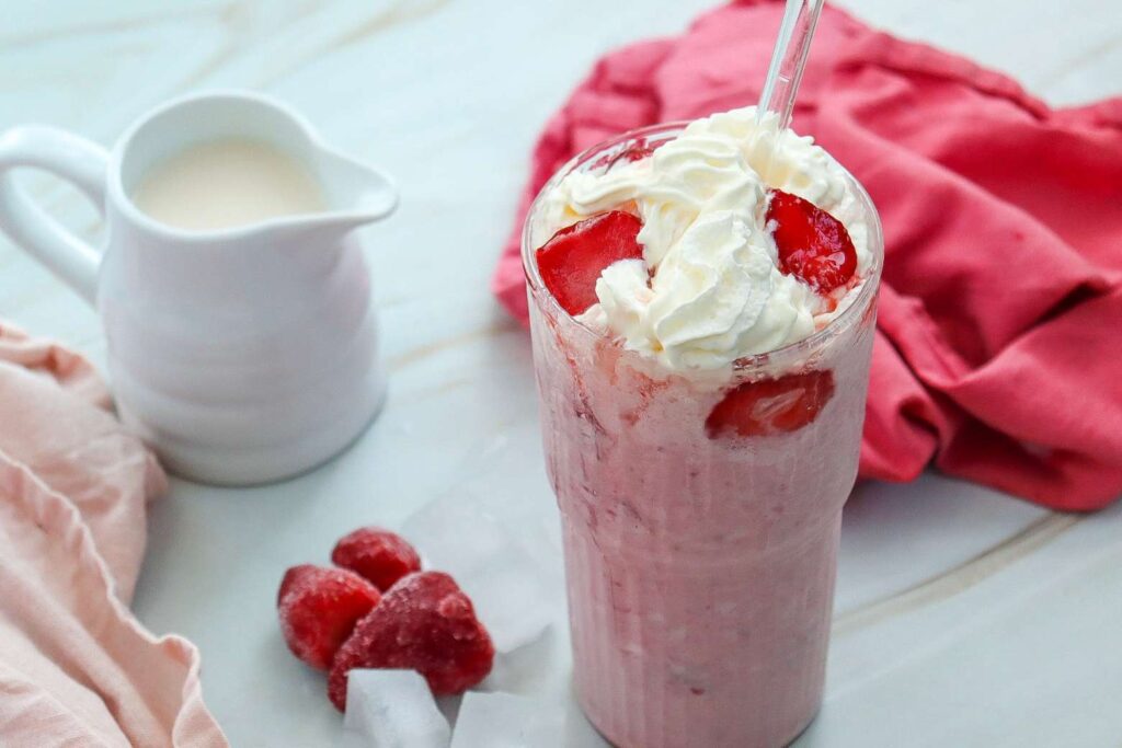 Starbucks Strawberry Frappuccino 