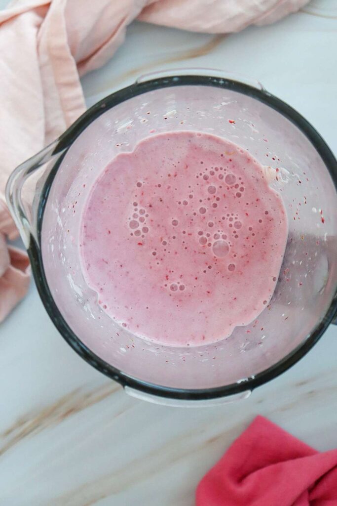 Starbucks Strawberry Frappuccino 