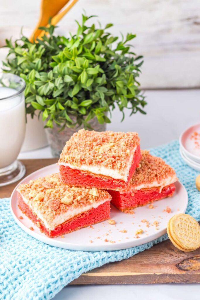 Strawberry cheesecake brownies 