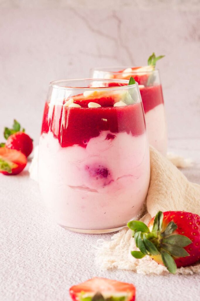 Strawberry mascarpone mousse