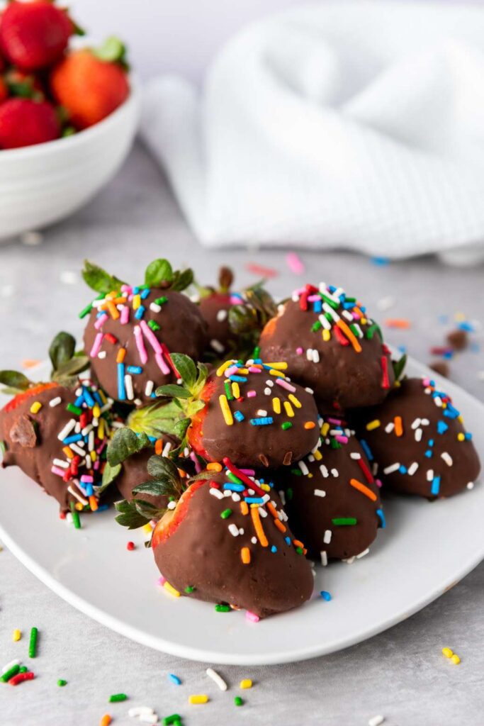 Vegan chocolate covered strawberries 