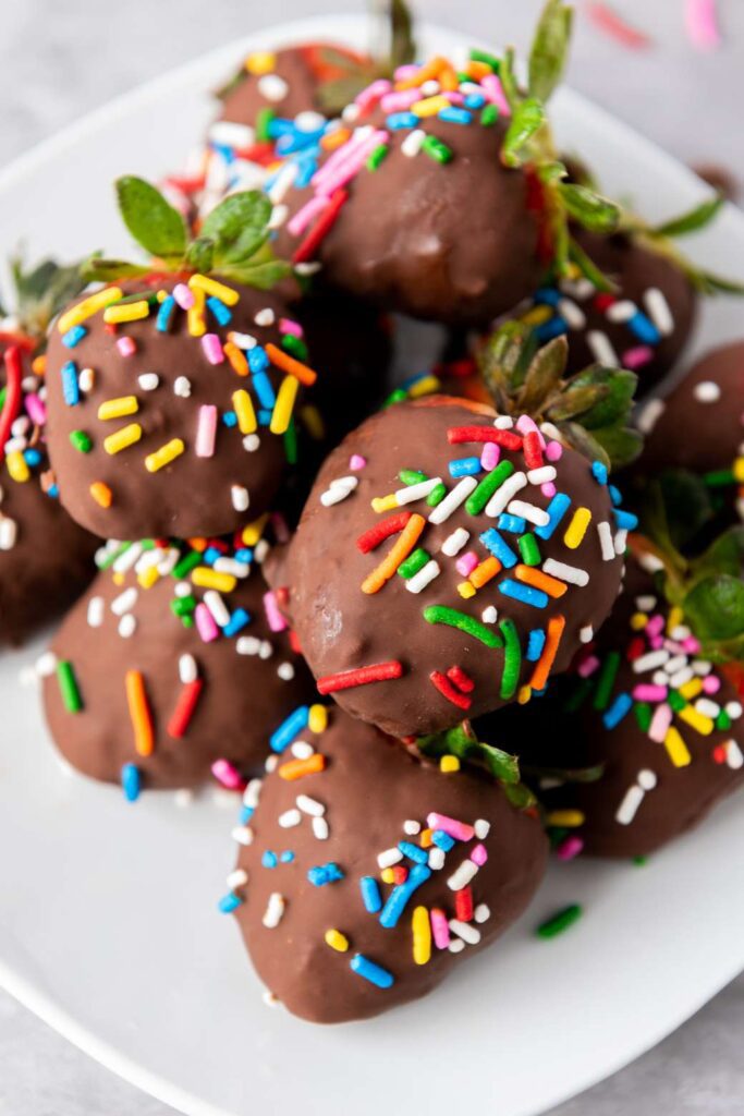 Vegan chocolate covered strawberries