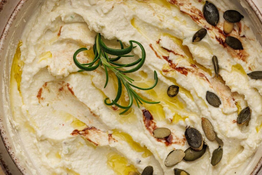 Creamy Baked Goat Cheese dip 