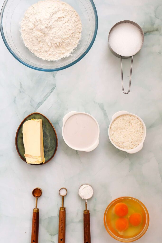 Fluffy coconut cake