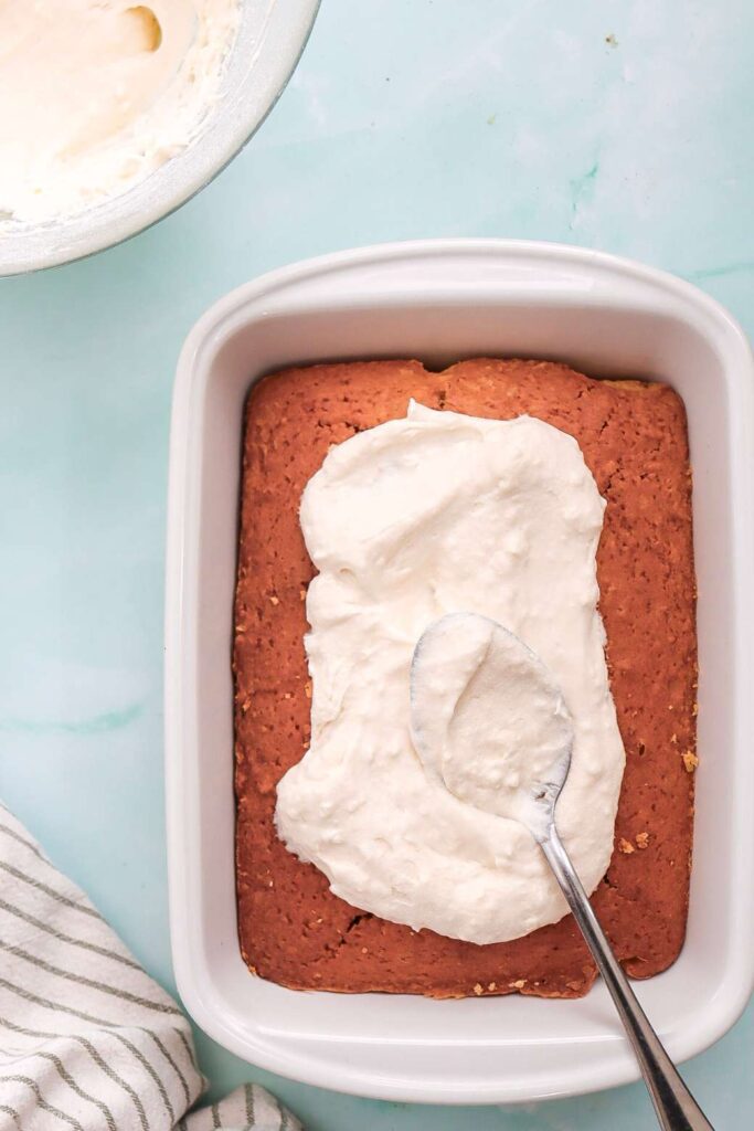 Fluffy coconut cake
