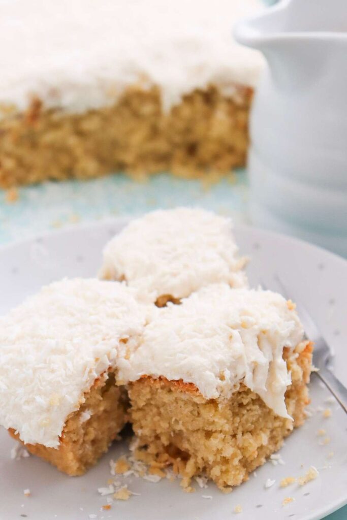 Fluffy coconut cake