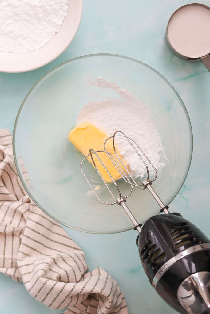 Fluffy coconut cake