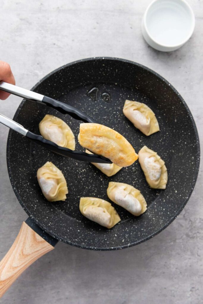 Pan fried pork dumplings