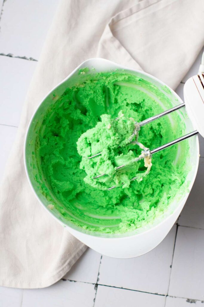 Saint patricks day rainbow cupcakes 