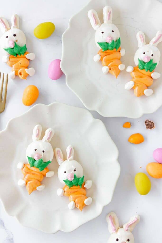 Easter bunny meringue cookies