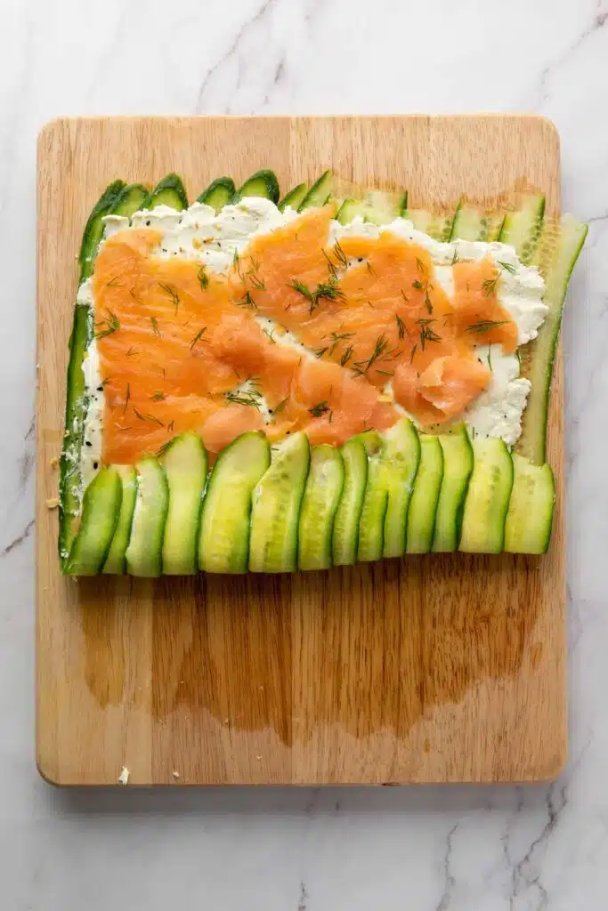 Everything bagel cucumber rolls with smoked salmon 