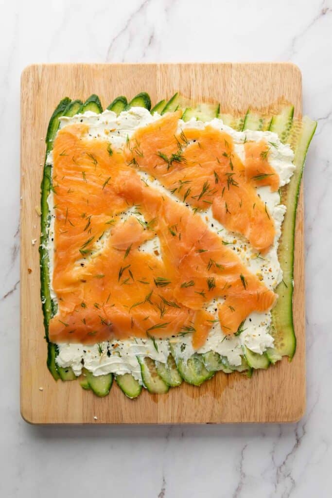 Everything bagel cucumber rolls with smoked salmon 