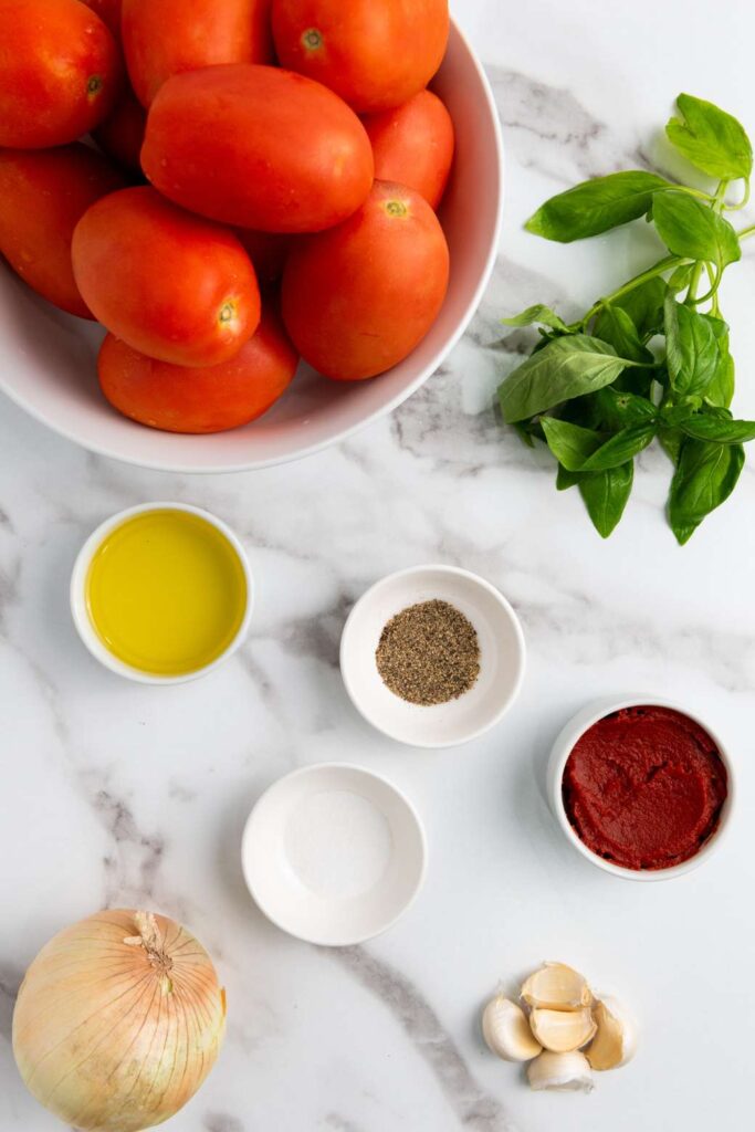 Vegan roasted tomato soup