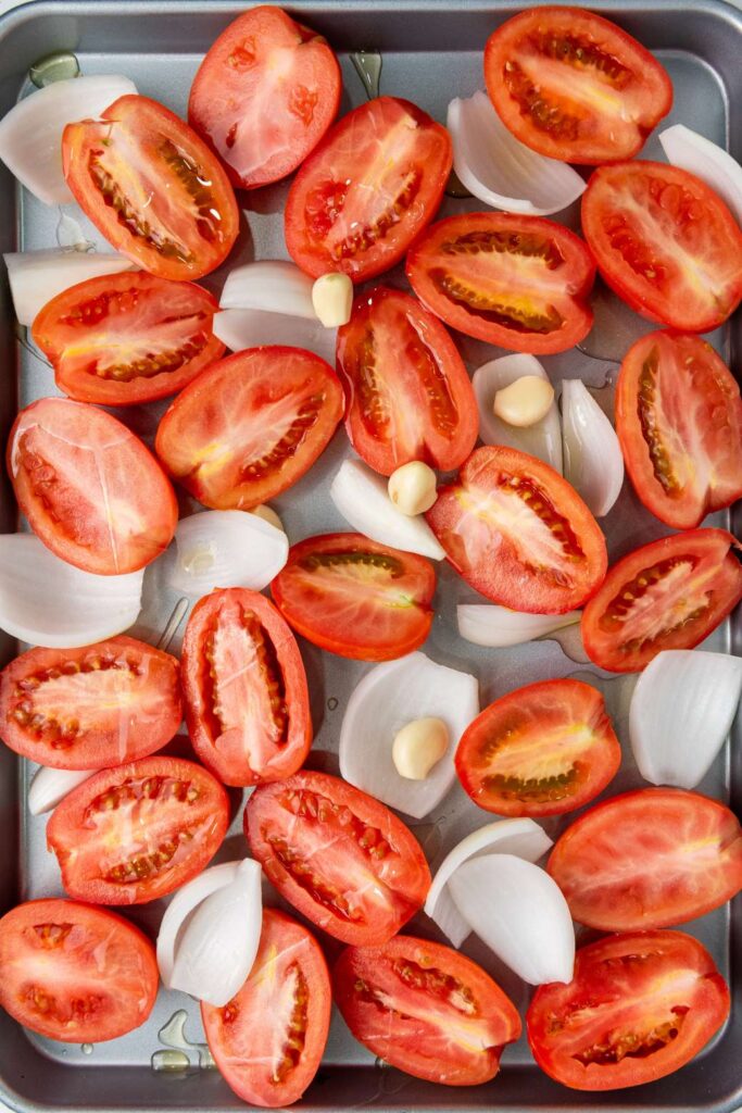 Vegan roasted tomato soup