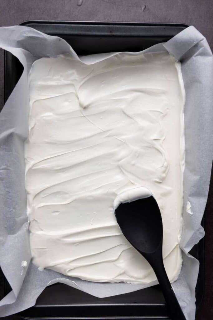 Halloween candy bark