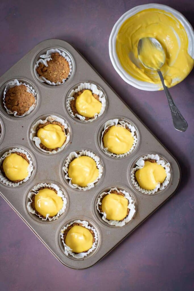 Halloween candy corn mini cheesecake 