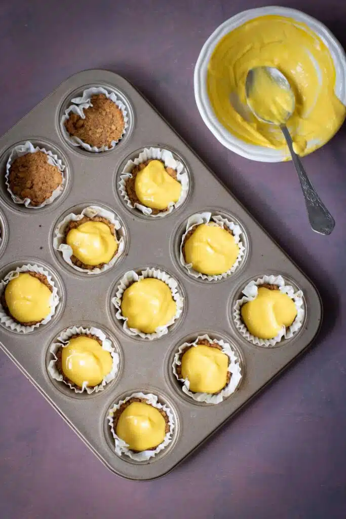 Halloween candy corn mini cheesecake 
