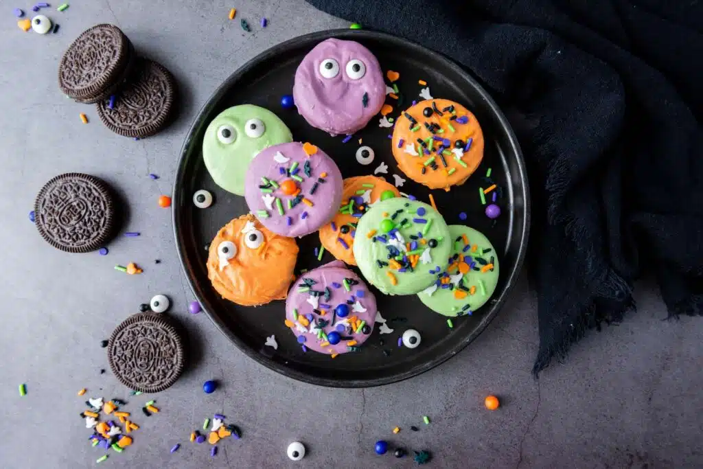 Halloween oreo treats