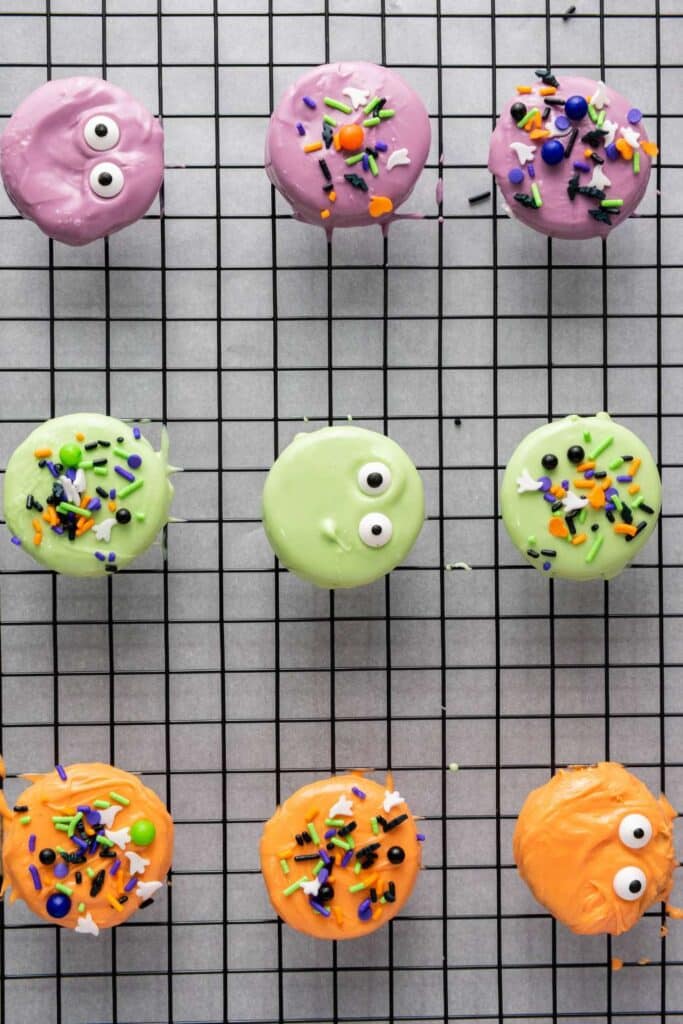 Halloween oreo treats