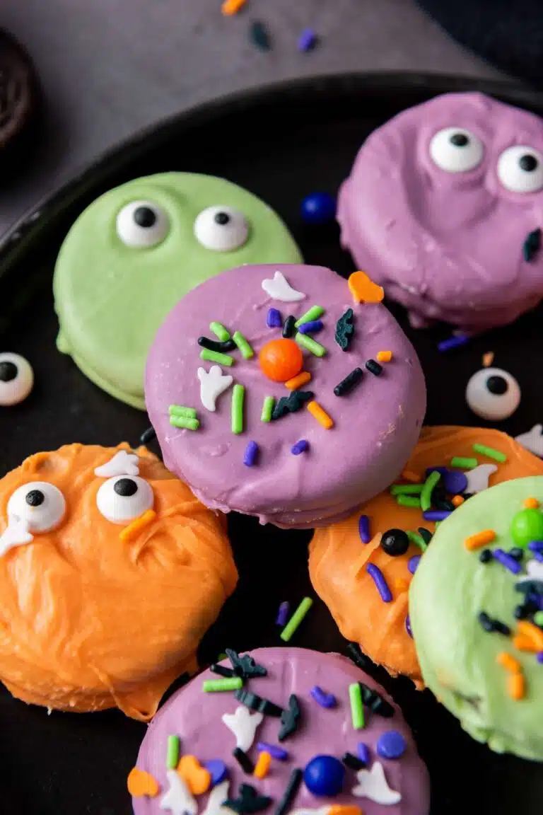 Halloween oreo treats
