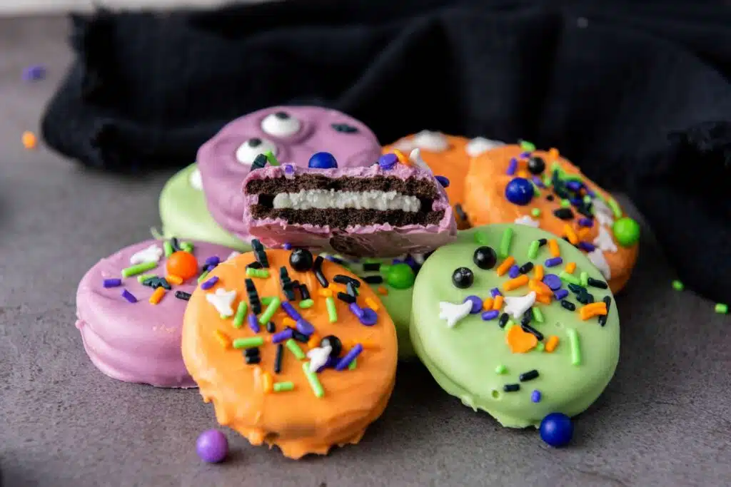 Halloween oreo treats