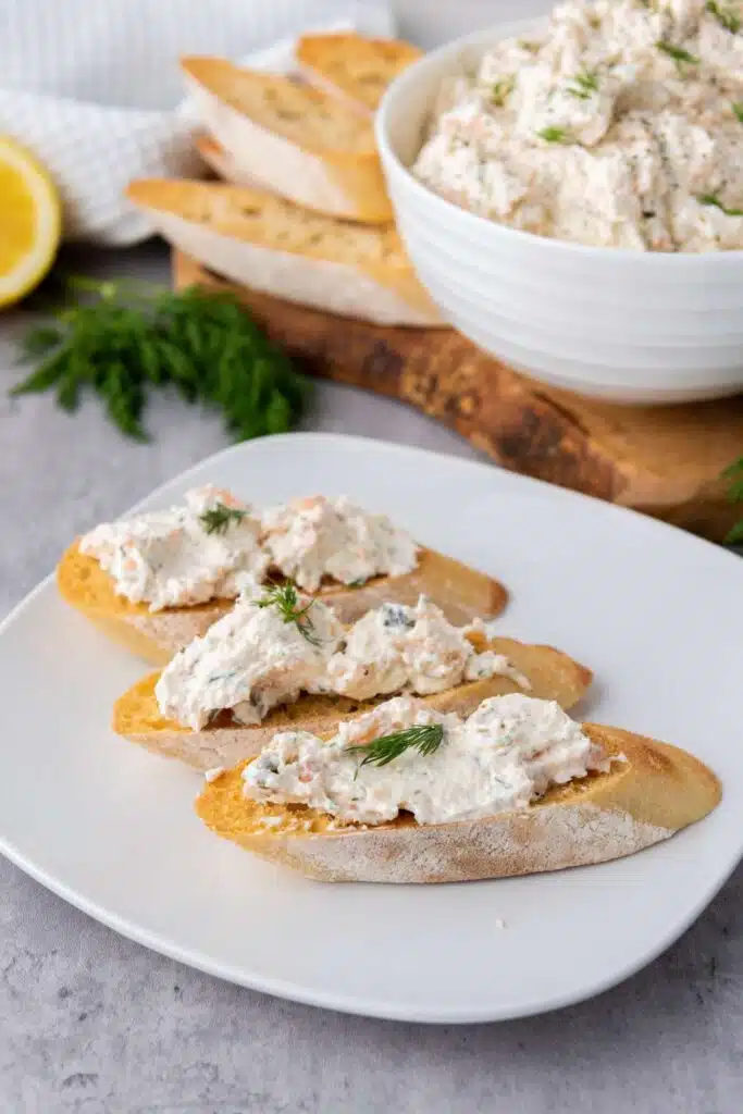 Smoked salmon dip