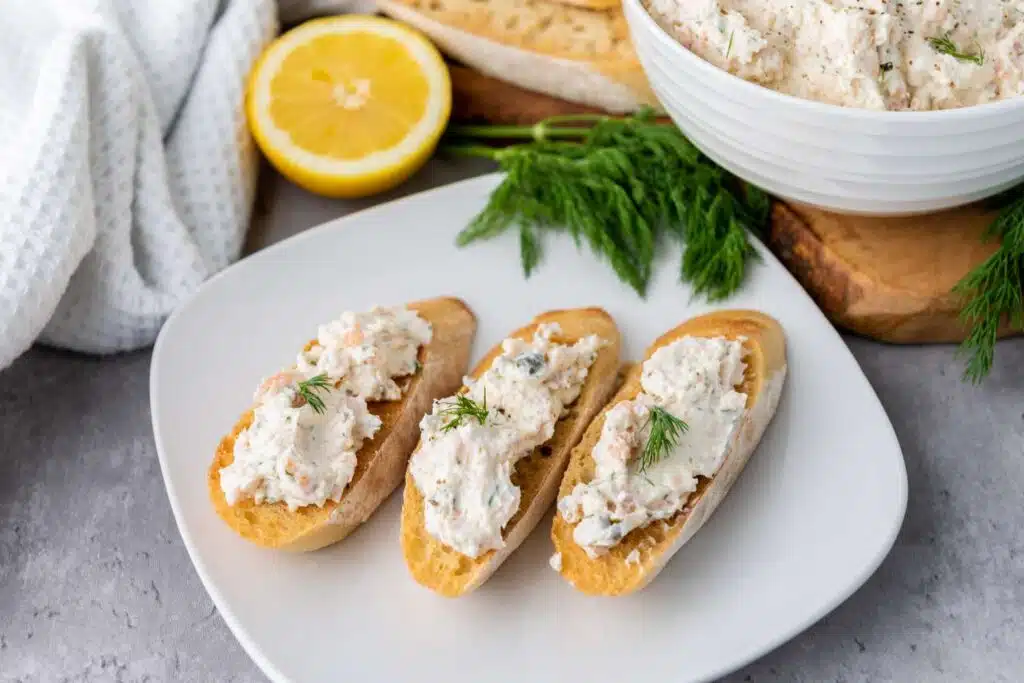 Smoked salmon dip